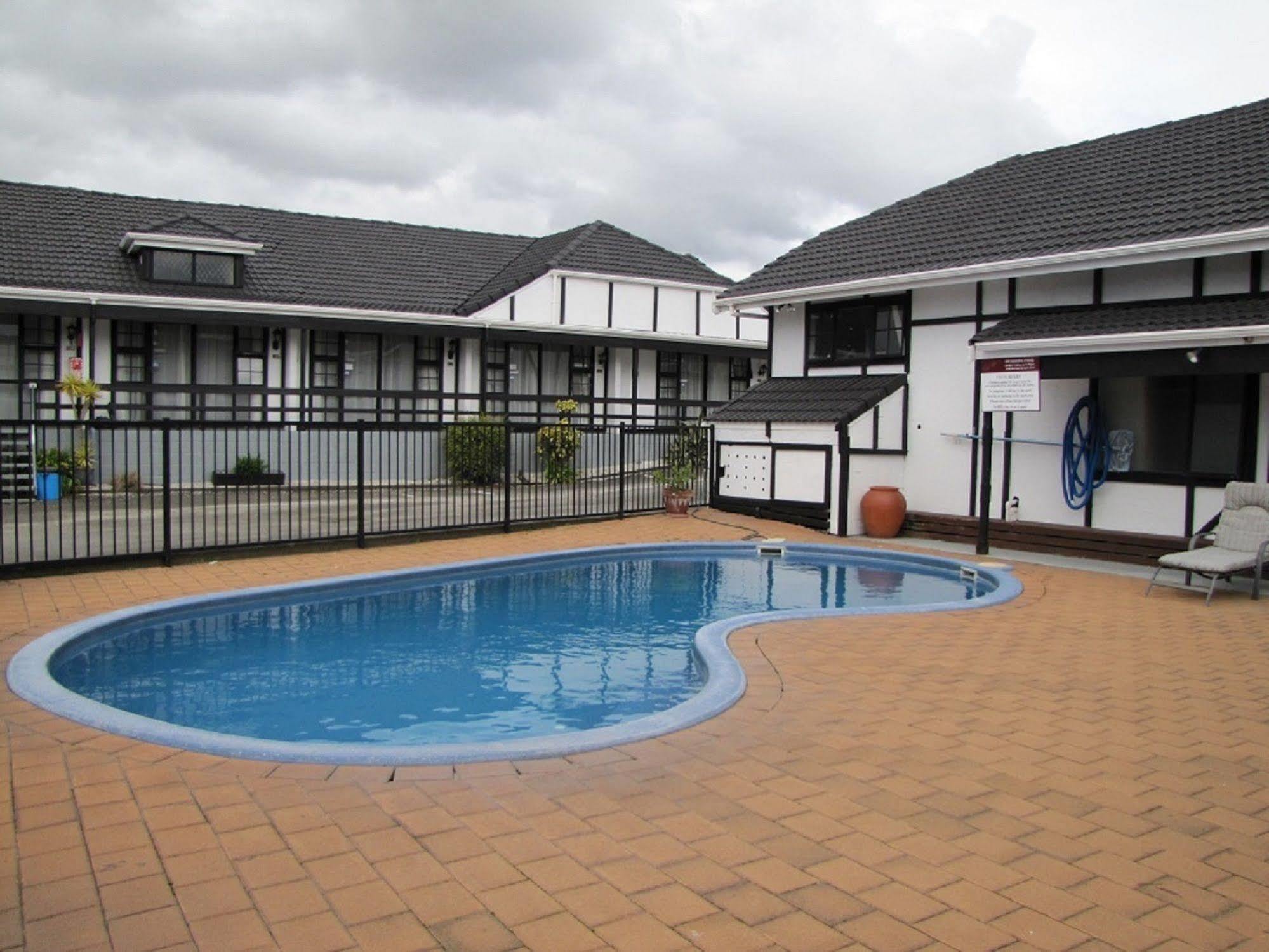 Devonwood Motel Роторуа Екстер'єр фото