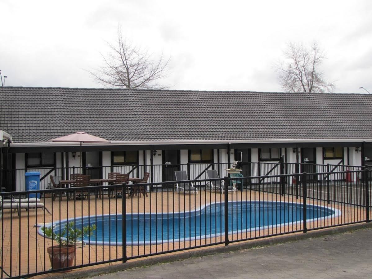 Devonwood Motel Роторуа Екстер'єр фото